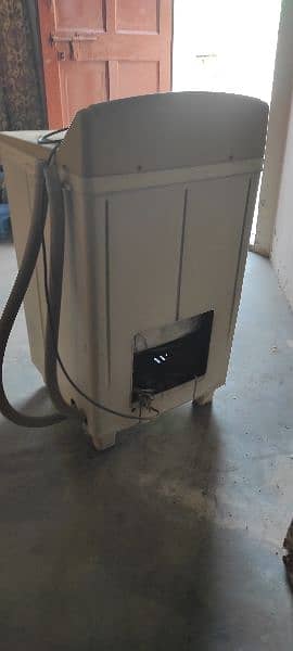 used Dawlance  washing machine 2