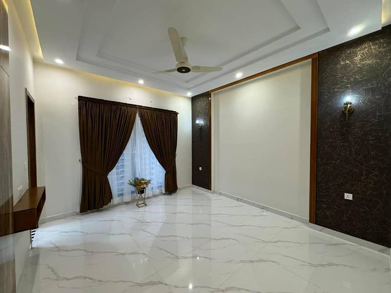 10 Marla Luxury Designer Dream House For Sale In Bahria Town Lahore 23