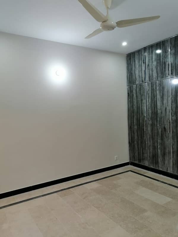 7 Marla Upper Portion For Rent In G-13 Islambad 12