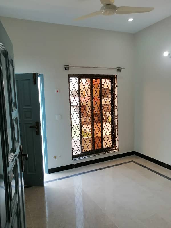 7 Marla Upper Portion For Rent In G-13 Islambad 13