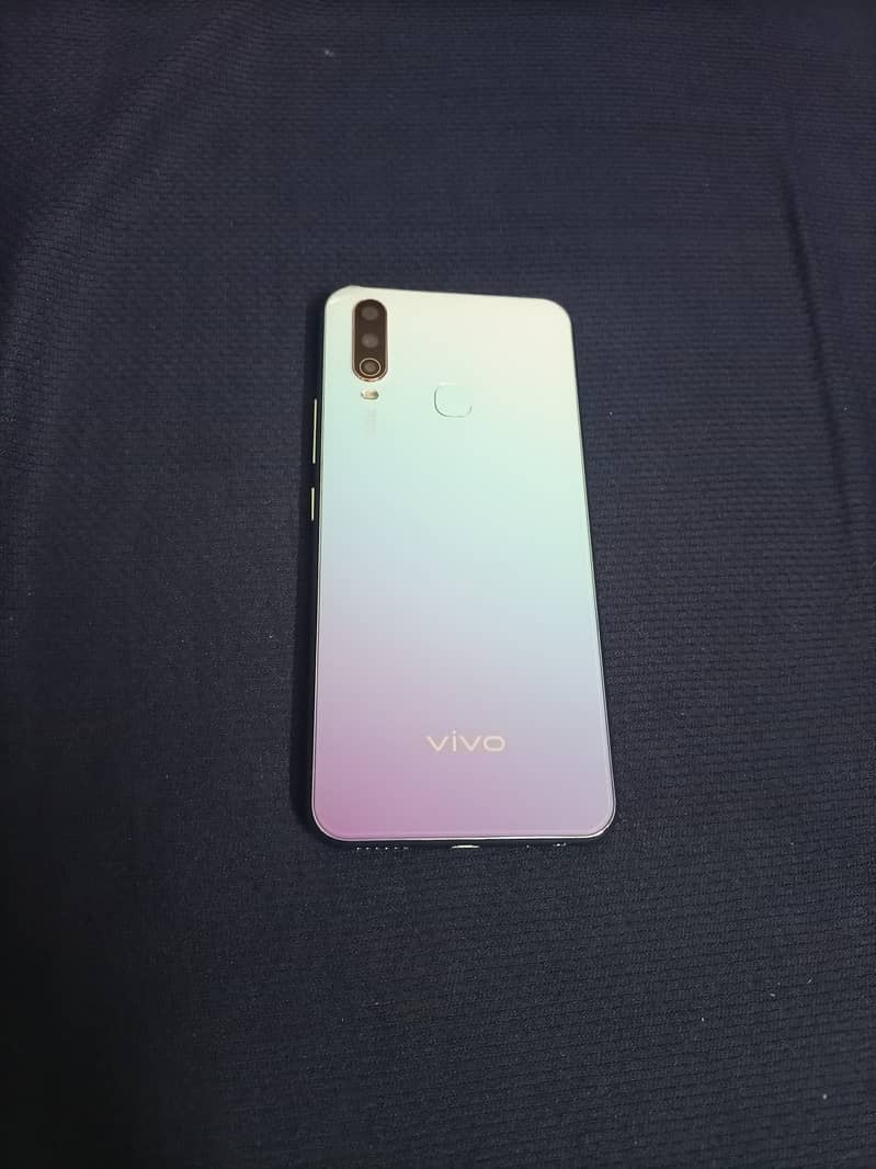 Vivo Y17 8gb/256gb Pta approved 1