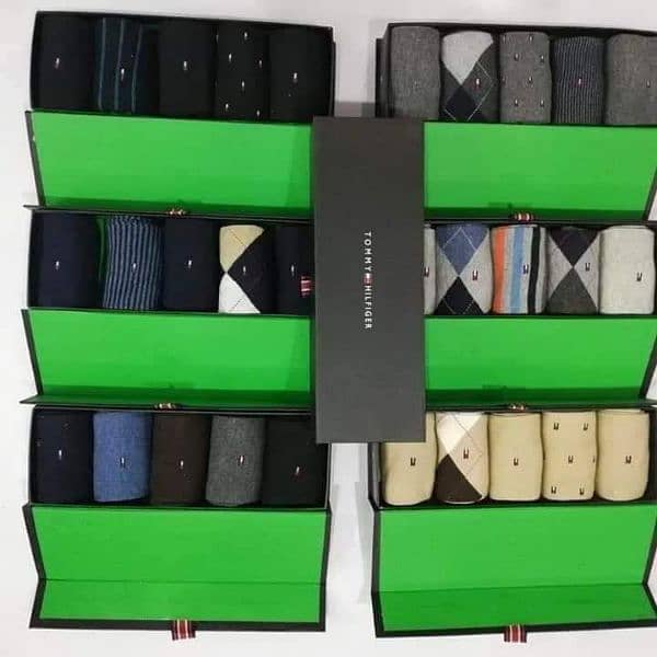 100% original CK and Tommy 5 pairs socks box 1