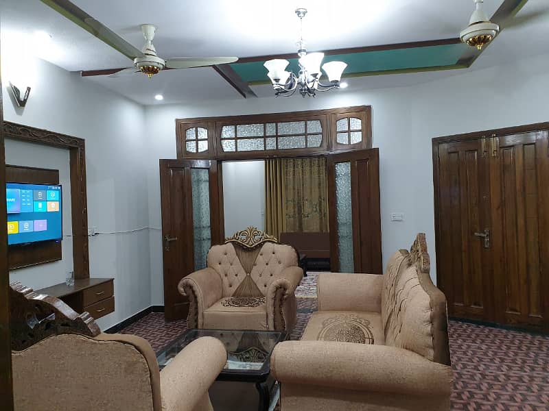 7 Marla Triple Story House For Rent In G-13 isalambad 0