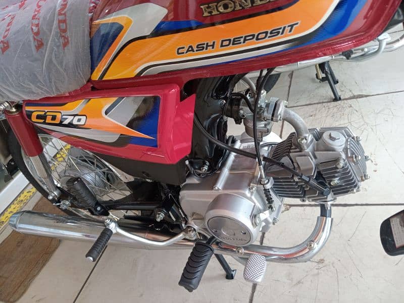 Honda CD 70 / Honda / Bike / 2024 Honda 3