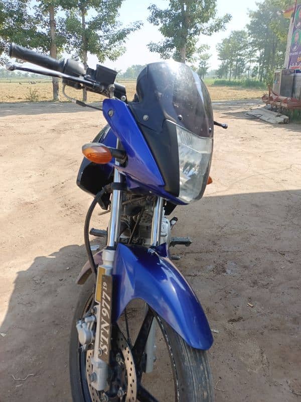 Yamaha ybr 2019 model 4