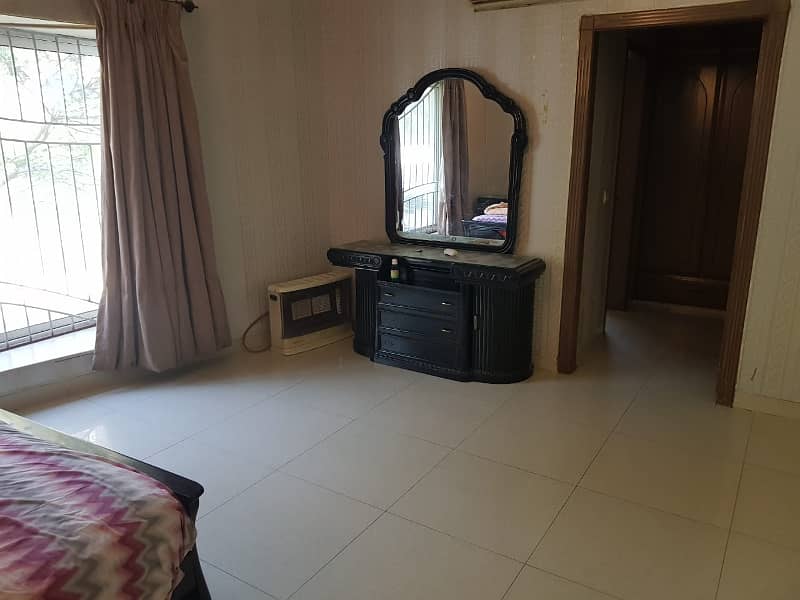 1 KANAl Full Furnished Basement 7