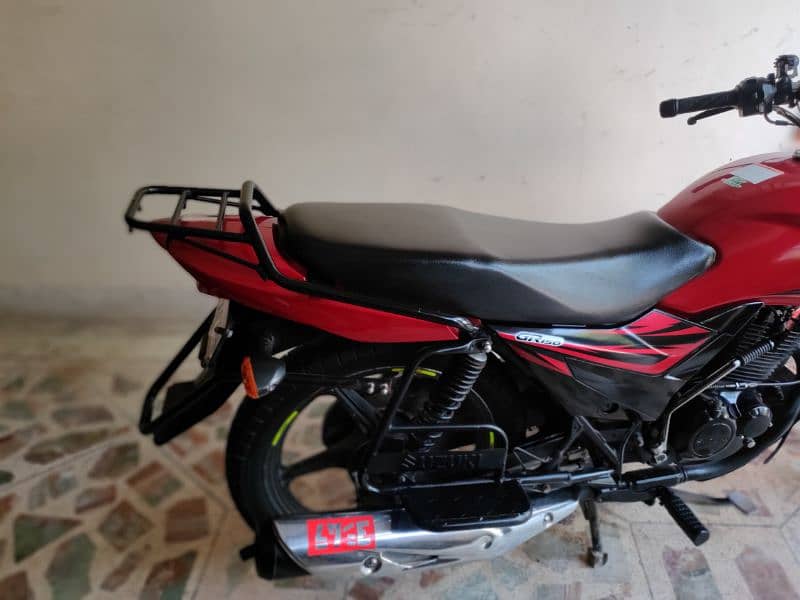 Suzuki gr 150 excellent condition 4