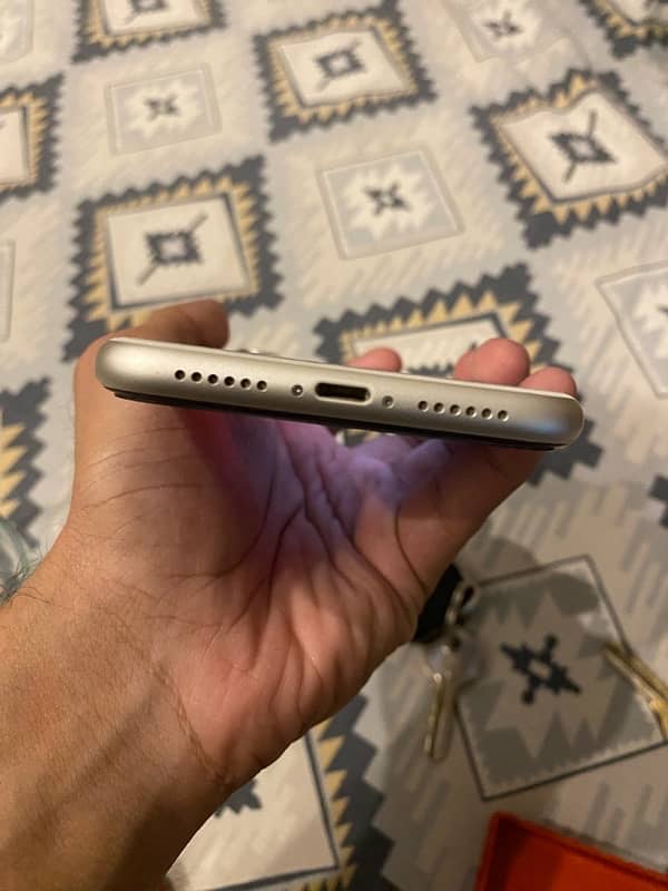 Iphone 11 new condition 1