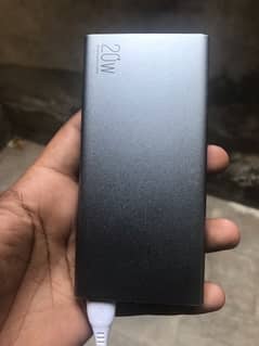 Power bank 0