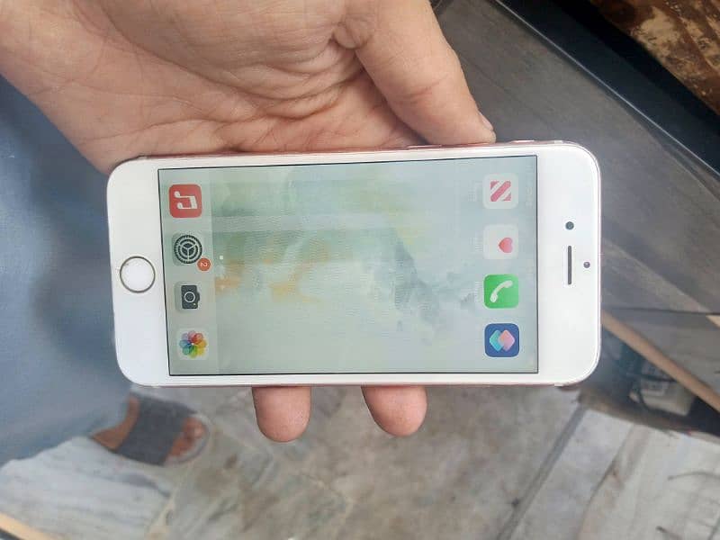 iphone 6s 64GB non pta 3