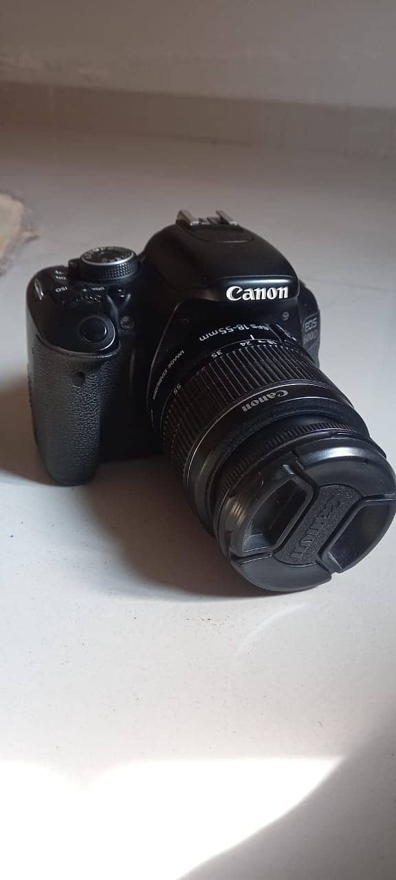 dslr for sale flip screen best for vlogging and cinematic 2