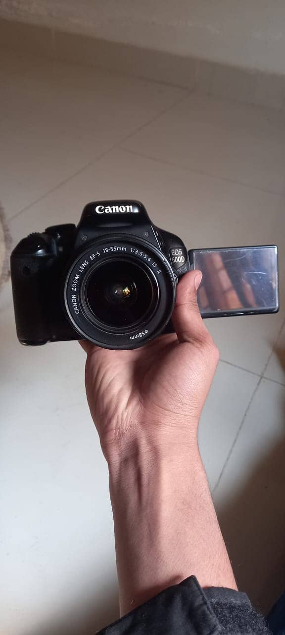 dslr for sale flip screen best for vlogging and cinematic 11