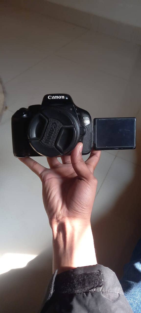 dslr for sale flip screen best for vlogging and cinematic 12