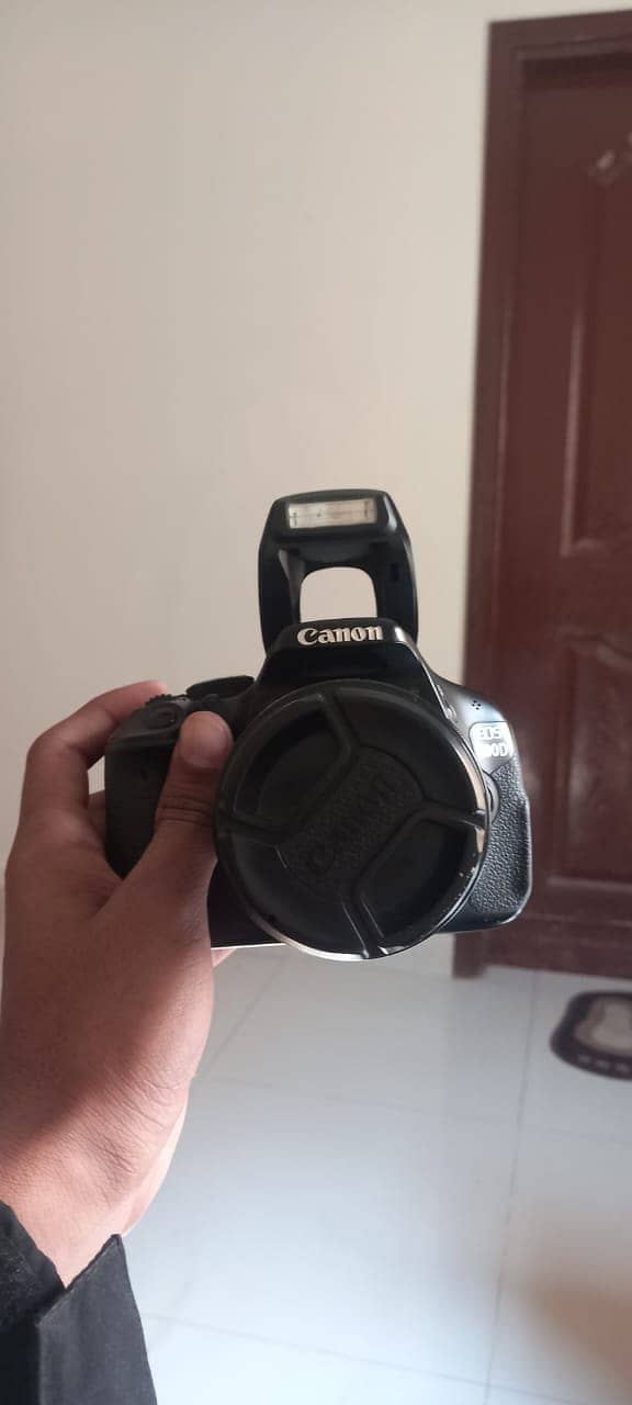 dslr for sale flip screen best for vlogging and cinematic 19