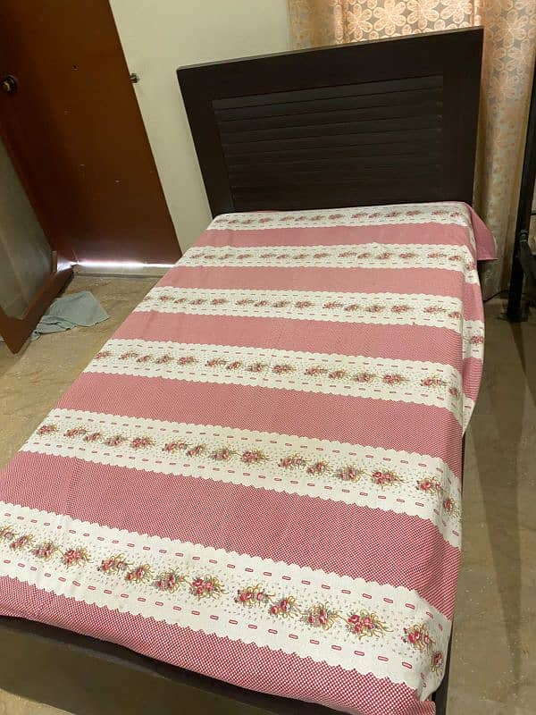 3.5 x 6 ft single bed with mattress 1