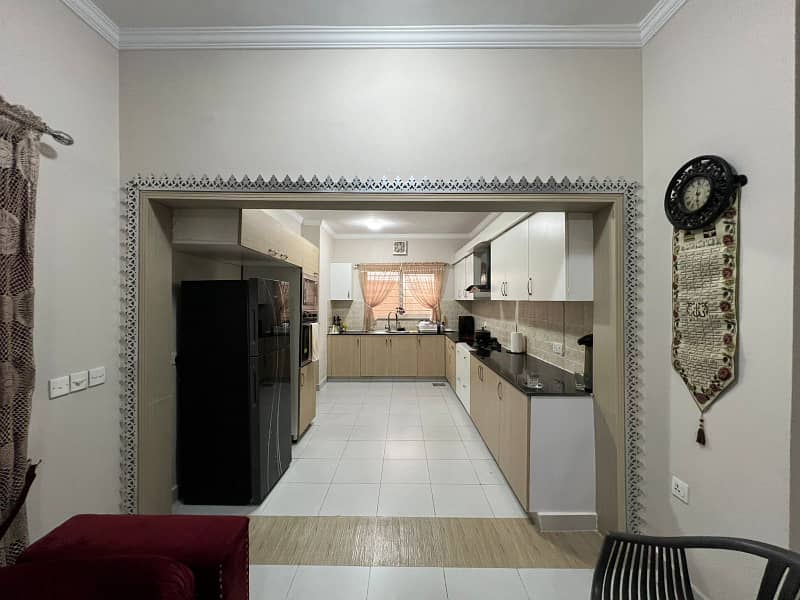 Pricenct:31 Vila available on Rent 03010885356 16