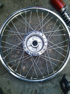 70 cc bike ka back side wheel & rimm price 3500 only