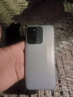 Tecno spark 8c