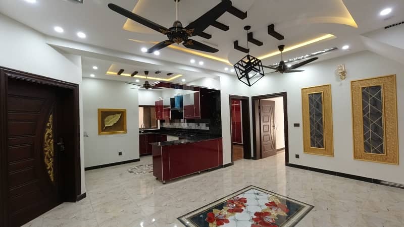 Looking For A On Excellent Location House In Rawalpindi 7