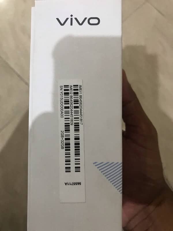 Vivo y1s 2/32 gb 6