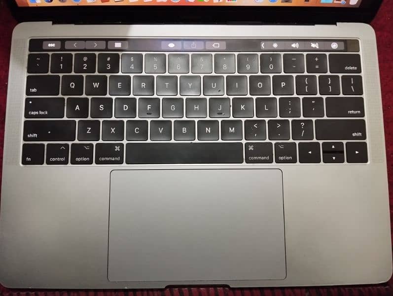 Macbook Pro 3.1 2017 1