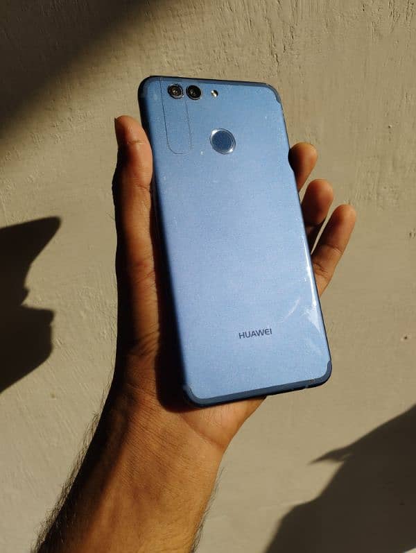 Huawei Nova 2 plus 4+128Gb 1