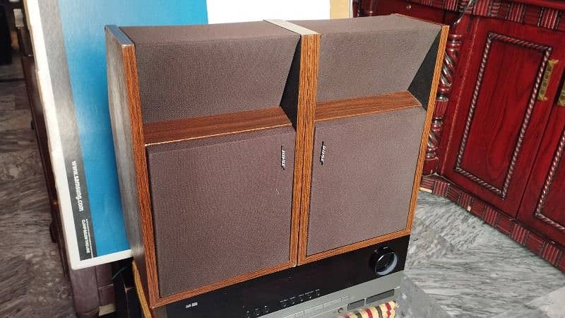 5x Tower Speakers Floor speakers and Subwoofer 19