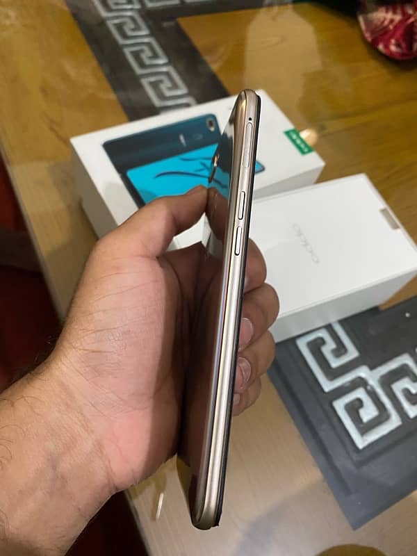 oppo A7  4/64  Condition 10/10 Good Phone for Non PTA IPhone Users 5