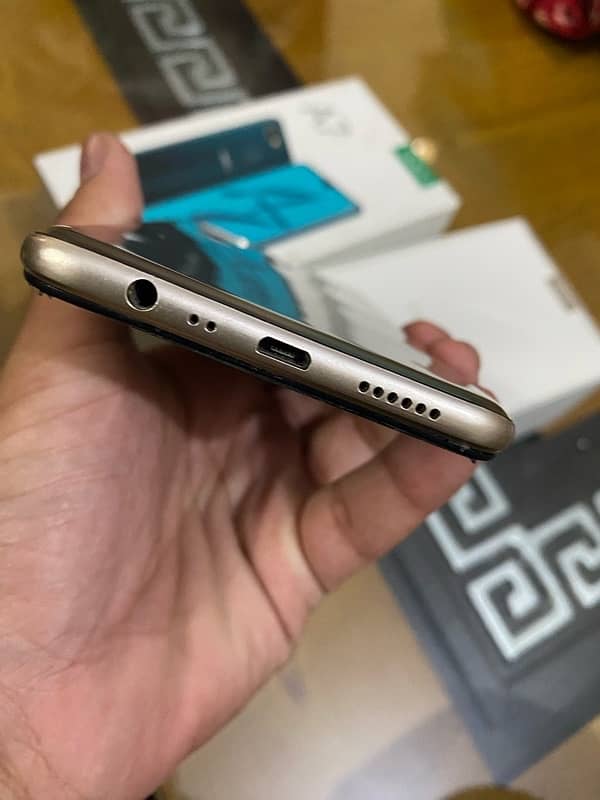 oppo A7  4/64  Condition 10/10 Good Phone for Non PTA IPhone Users 8