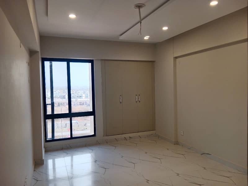 The Galleria 3 bed 1700 sft brand new apartment for rent 6