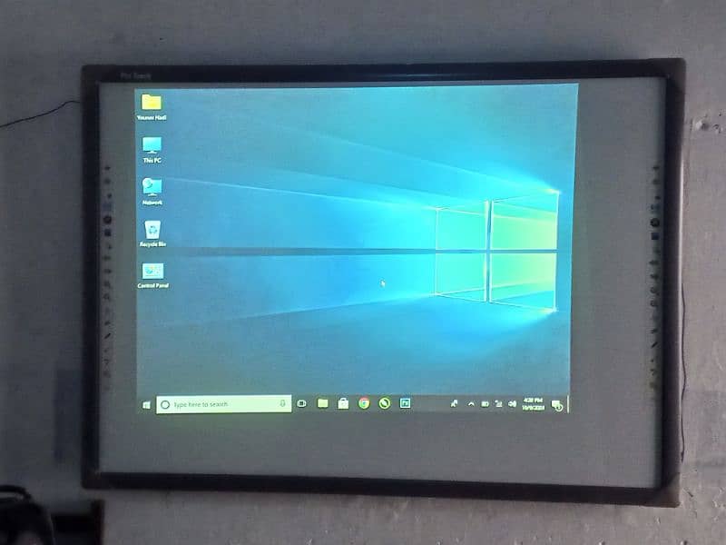 Digital Smart Board with Projector For Class Room 1