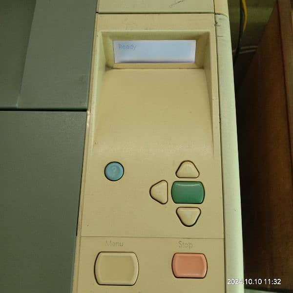 HP laser Jet P3005d 4