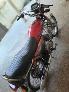 United 70cc Motor Bike