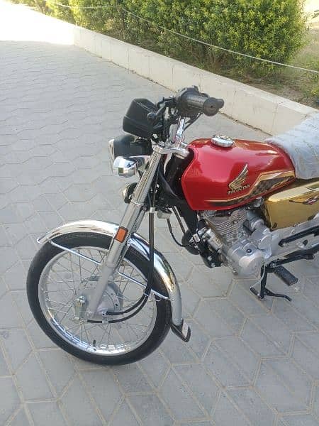 Honda 125 Self Start Gold Edition/Aug2024 6