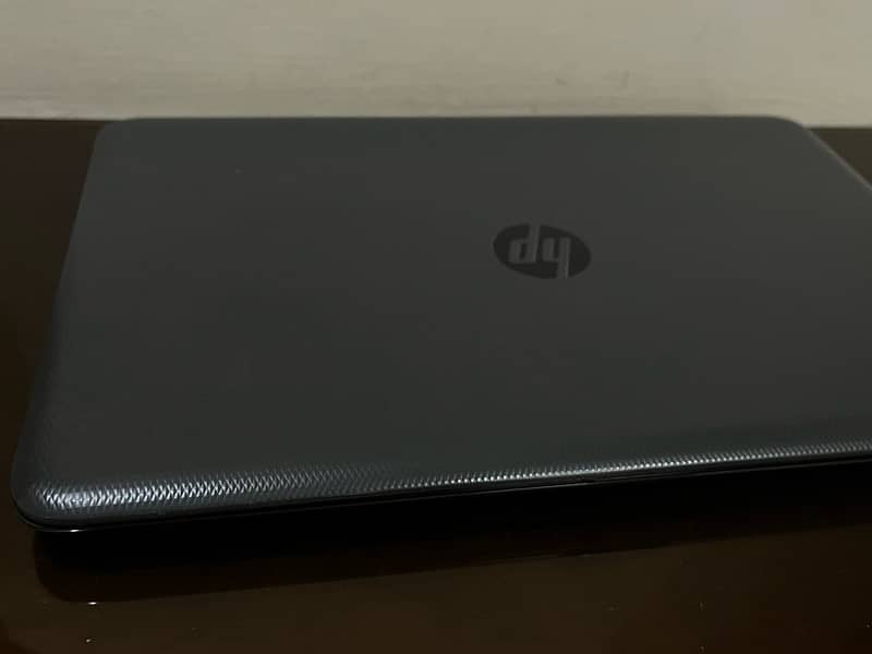 HP LAPTOP 6