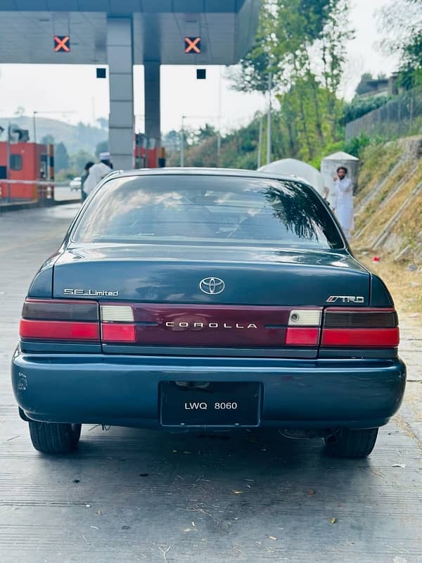 Toyota Corolla XE 1994 3