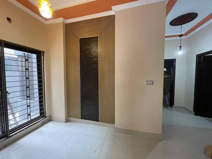 1 kanal beautiful house available for sale in johar town 4