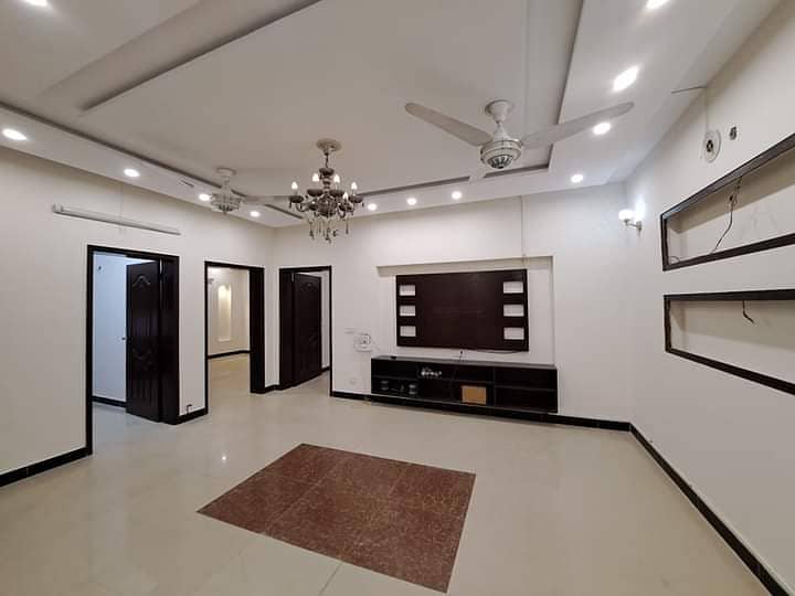 1 kanal beautiful house available for sale in johar town 16