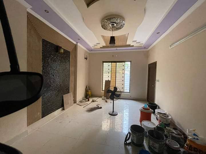 1 kanal beautiful house available for sale in johar town 17