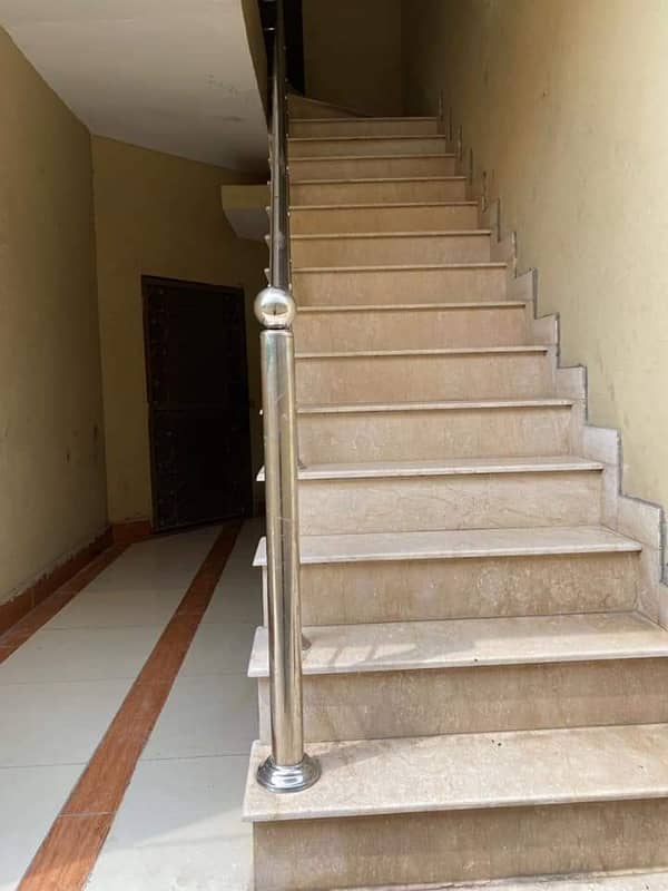 1 kanal beautiful house available for sale in johar town 23