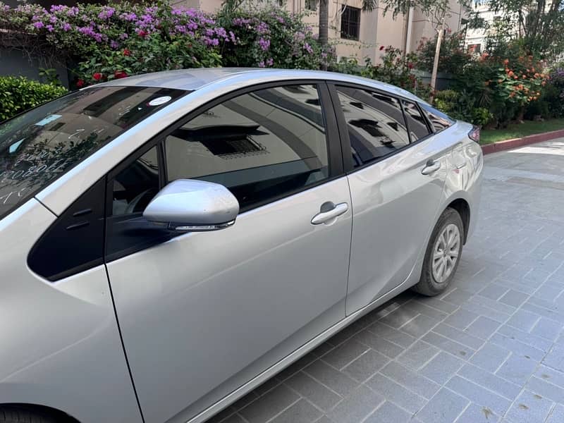 Available for Sale Toyota Prius 2021 3