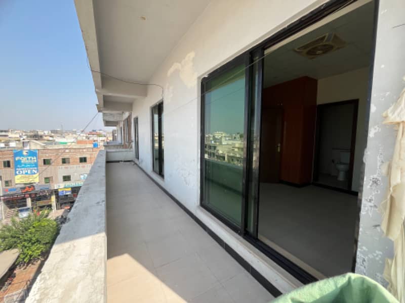 890 sf flat for sale at main kalma chok 8