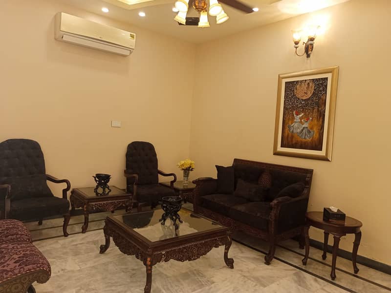 White Lotus Karachi Gulshan Iqbal Fully Furnished on rent daily/weekly 9