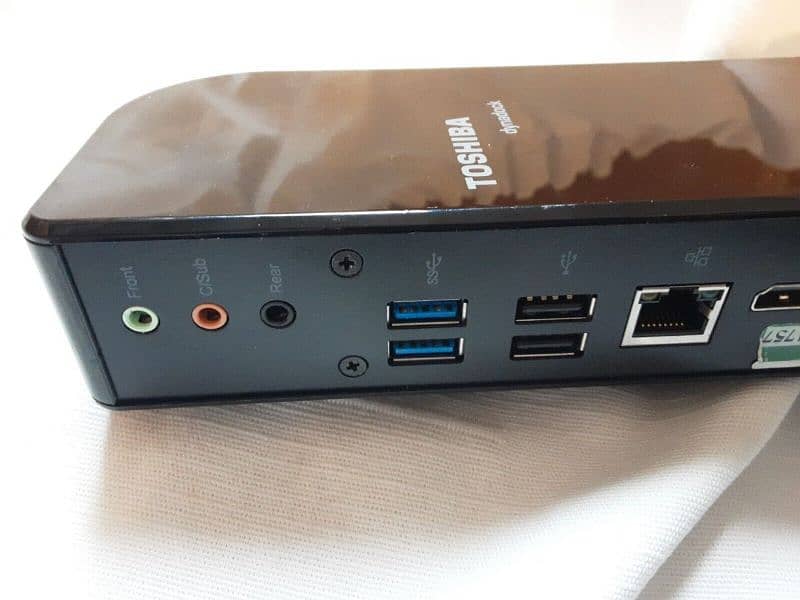 Toshiba Dynadock 3.0 USB Type-A Hub | Dock Station | HDMI | USB Ports 2