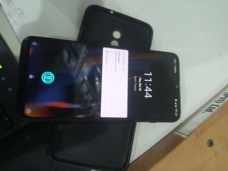 one plus 6T 1