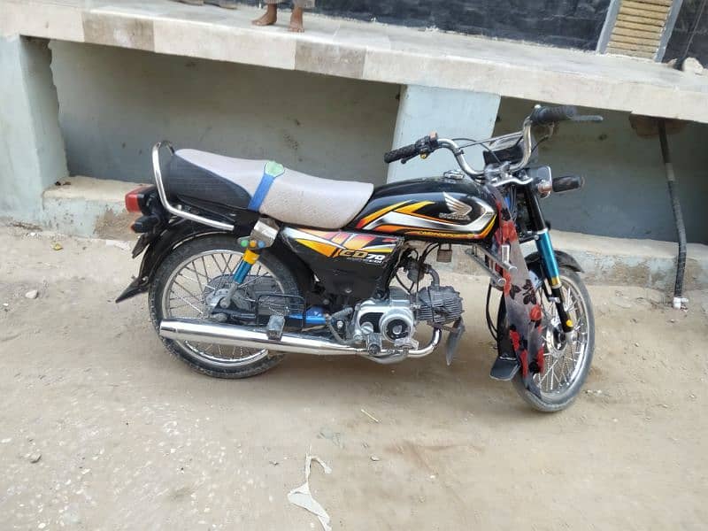 honda 2022 modal bike in good condition 5