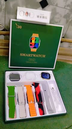 Multiple watches in one box with decent look.