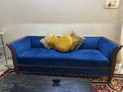 7 seater sofa set condition 10/10 0