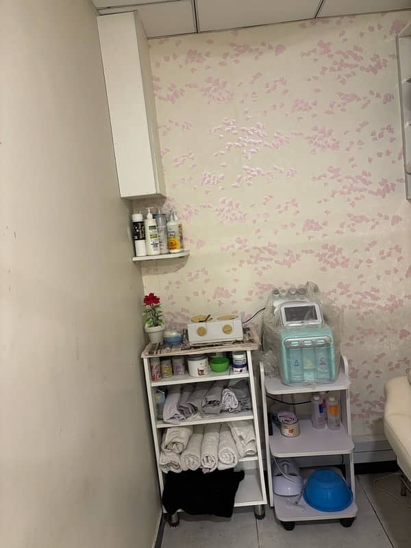 beauty salon for sale 4