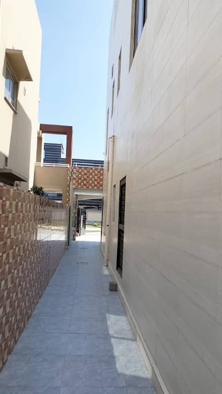 8 Marla House In Central Bahria Town - Iris Block For rent 7